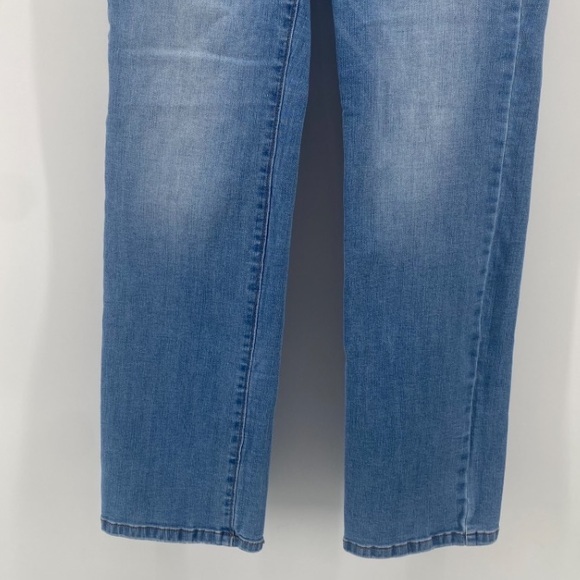 Chaps | NWOT Women’s Mid Rise Straight Denim Medium Wash Blue Jeans | Sz 6/28 | - Picture 5 of 10